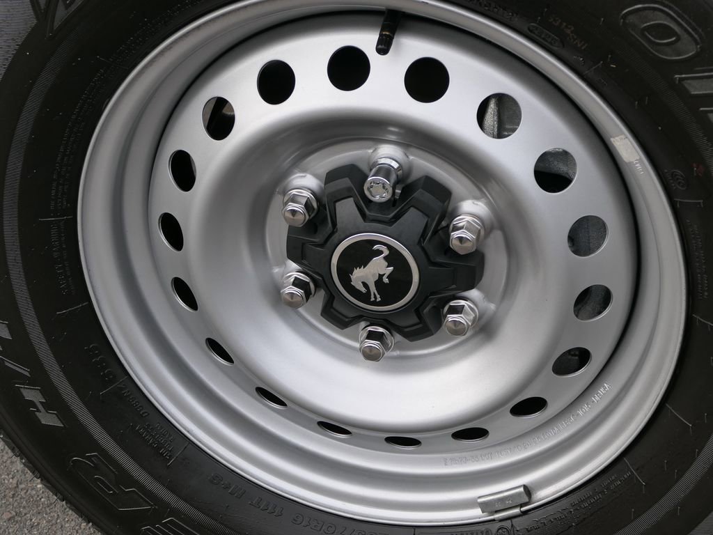 Used 2025 Ford Bronco 4-Door image 12