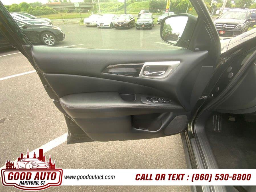 Used 2020 Nissan Pathfinder SV AWD/4WD image 6