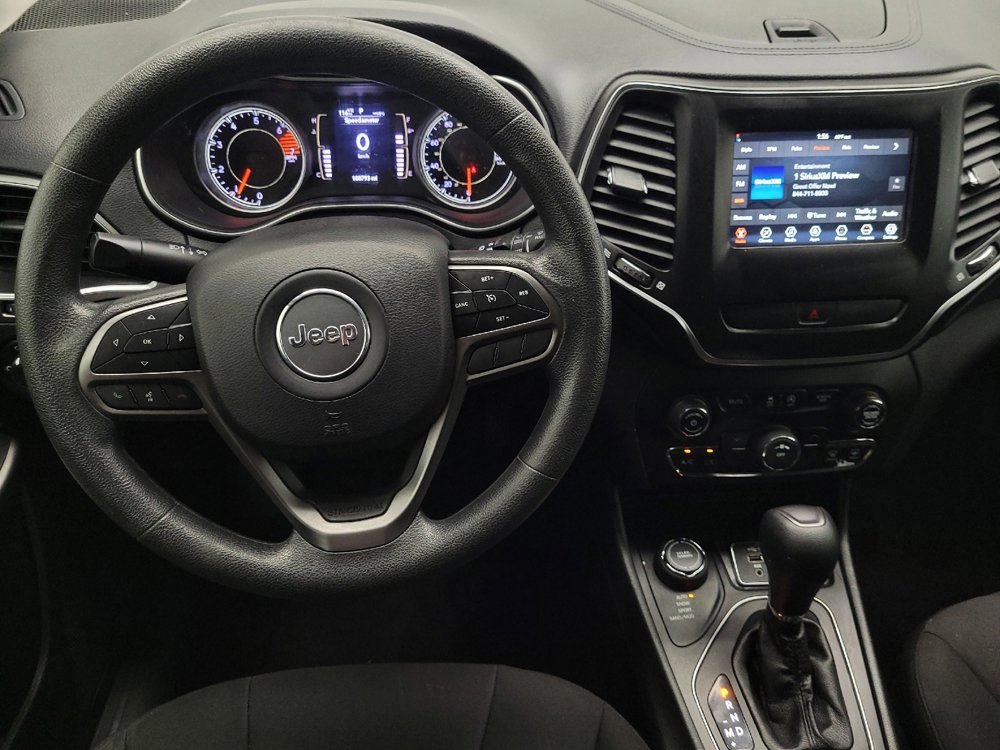 Used 2020 Jeep Cherokee Latitude AWD/4WD image 22