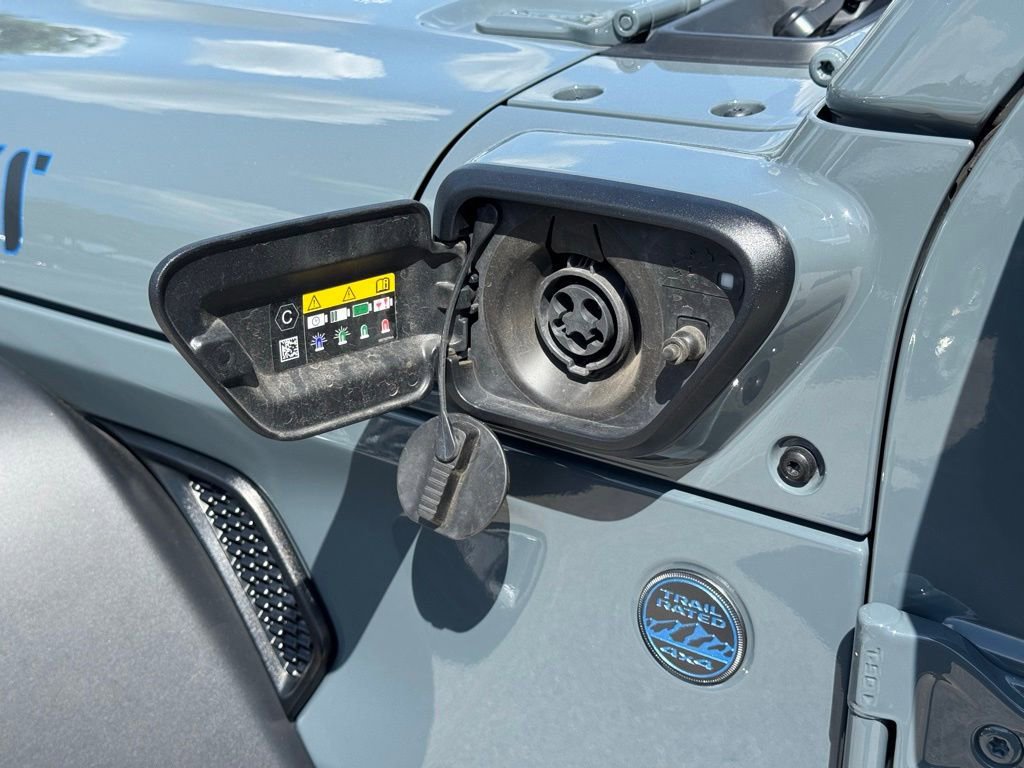 Used 2025 Jeep Wrangler Unlimited Sport S 4xe AWD/4WD image 10