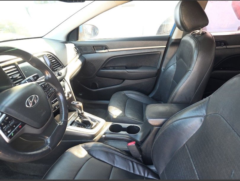 Used 2017 Hyundai Elantra Limited w/ Limited Tech Package 08 image 28