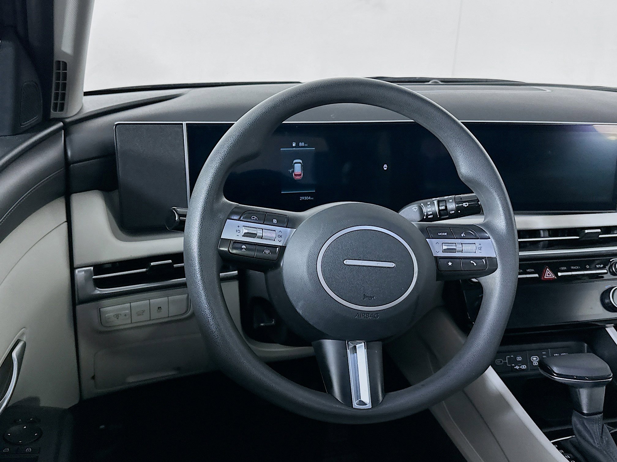 Used 2025 Hyundai Tucson SEL FWD image 18