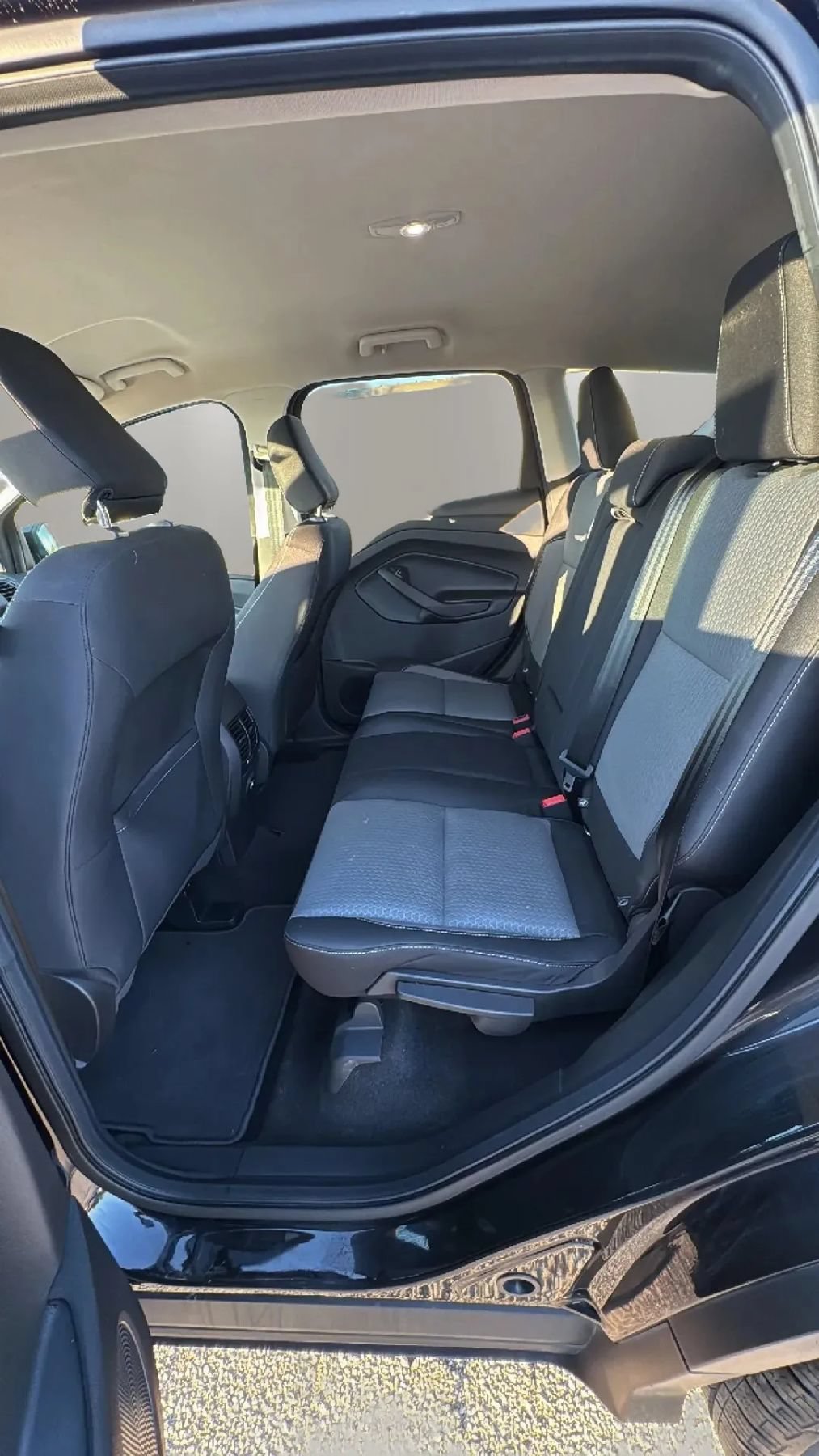 Used 2019 Ford Escape SE AWD/4WD image 13