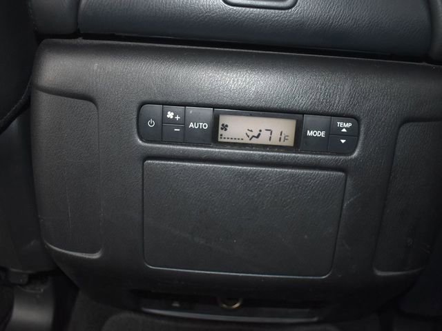 Used 2024 Nissan Armada SL image 37