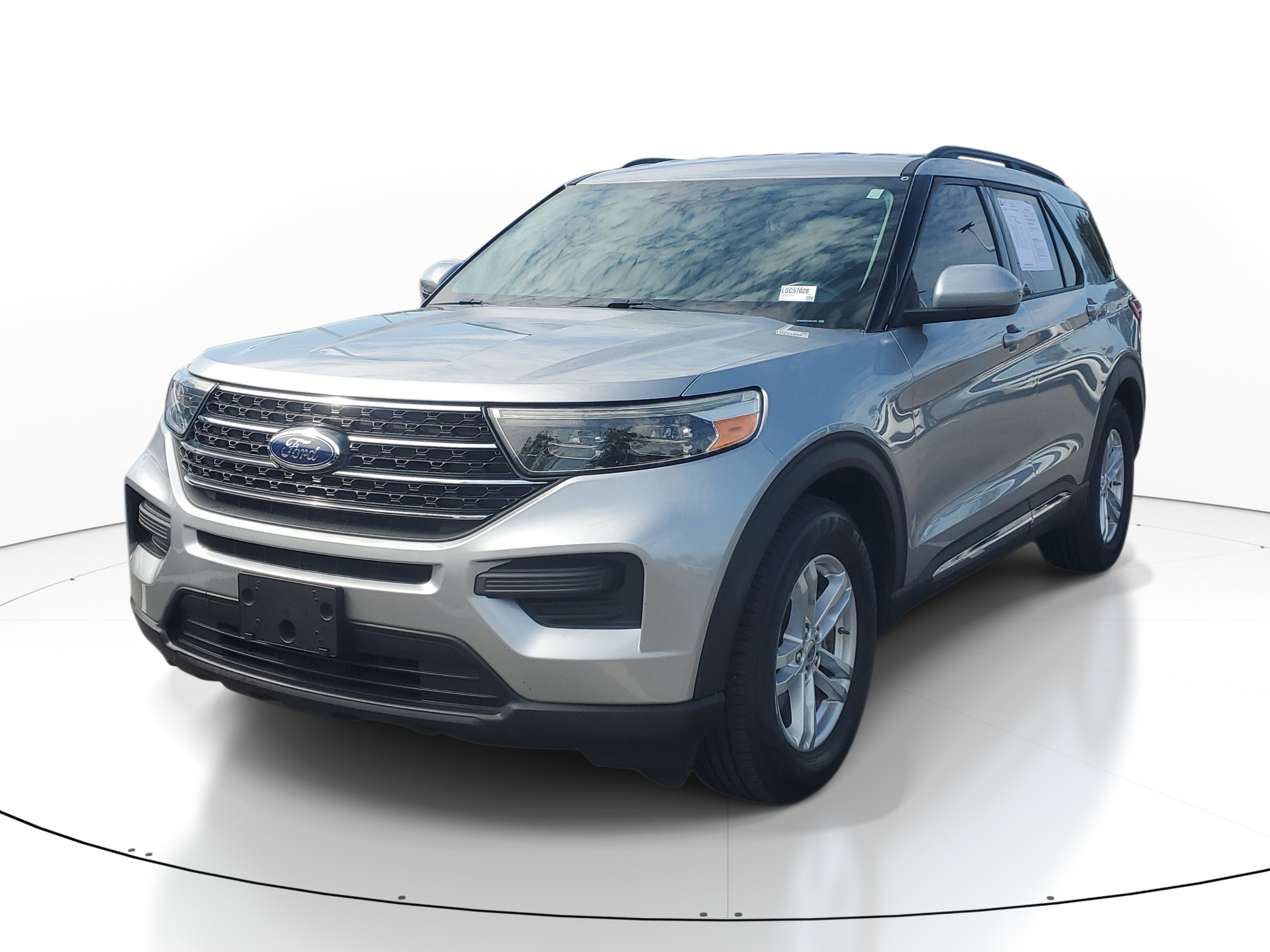 Used 2020 Ford Explorer XLT RWD image 4
