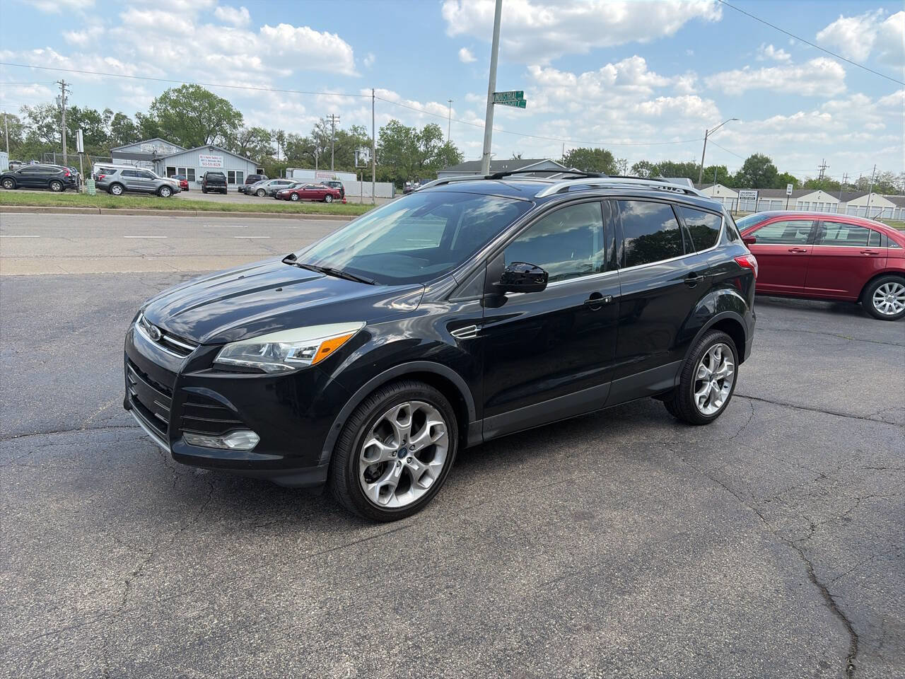 Used 2013 Ford Escape Titanium w/ Parking Technology Pkg FWD image 5
