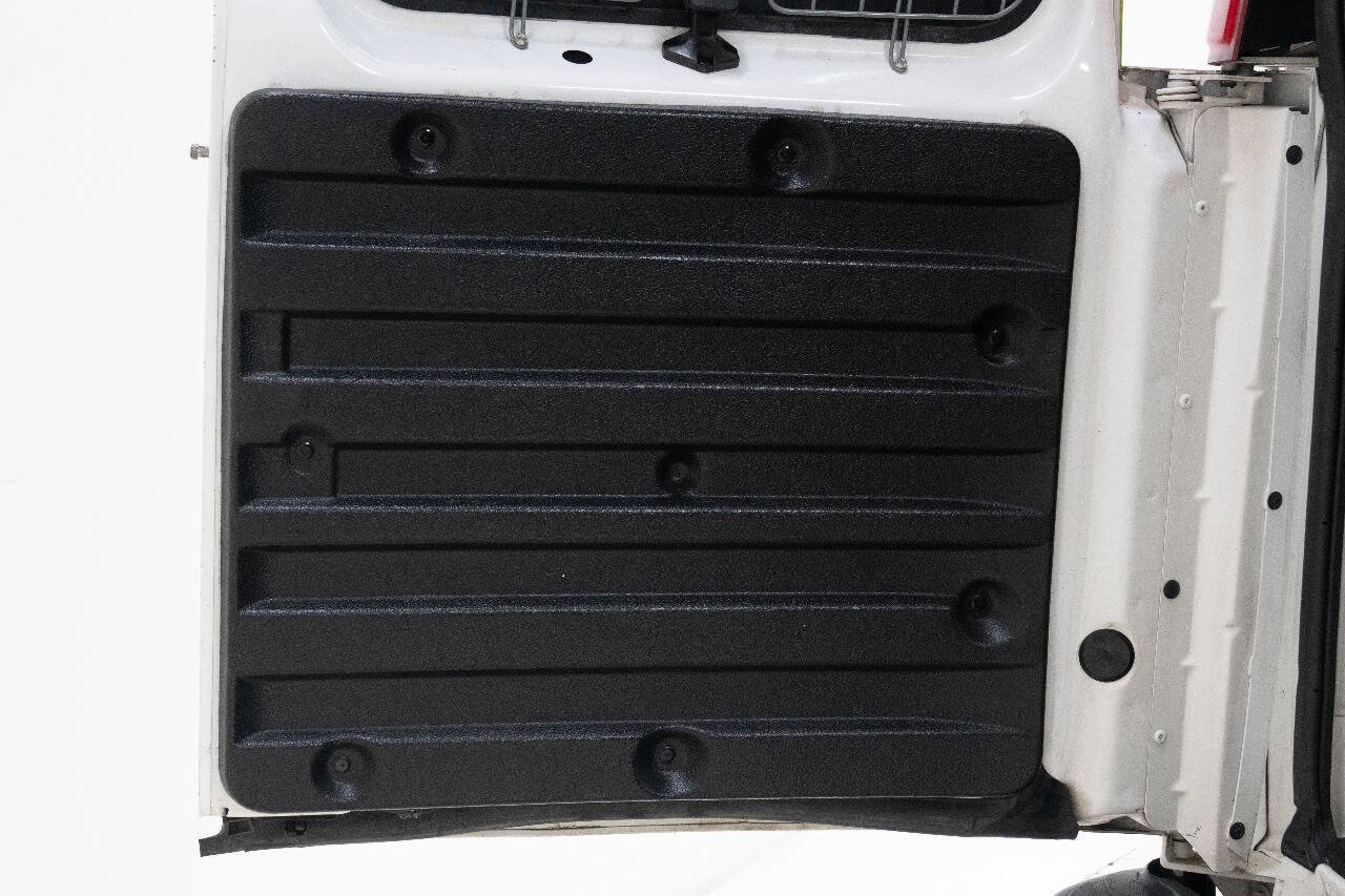 Used 2013 Chevrolet Express 1500 image 24