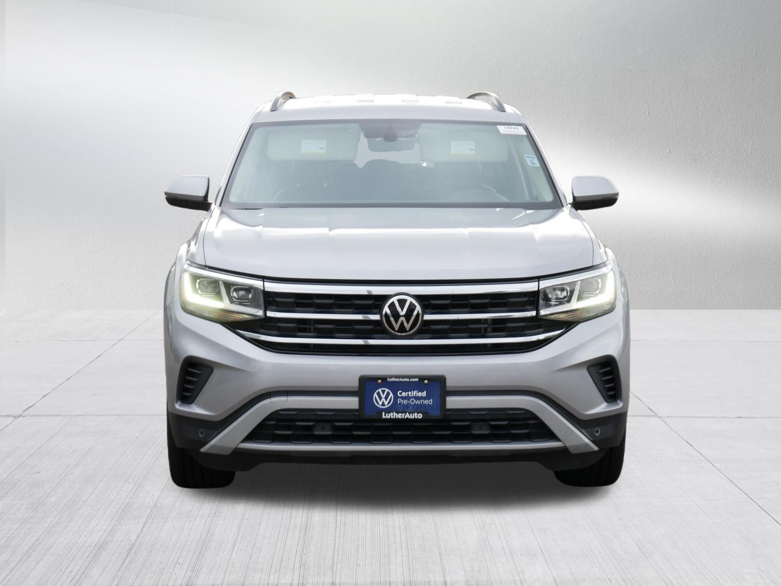 Used 2023 Volkswagen Atlas SE AWD/4WD image 2