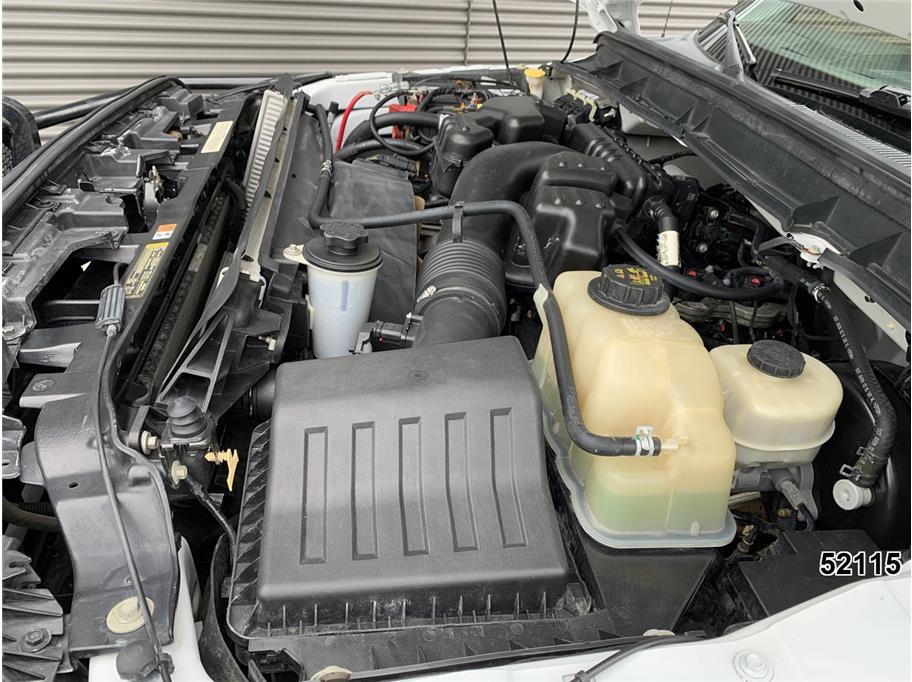Used 2015 Ford F250 XL w/ Power Equipment Group image 11