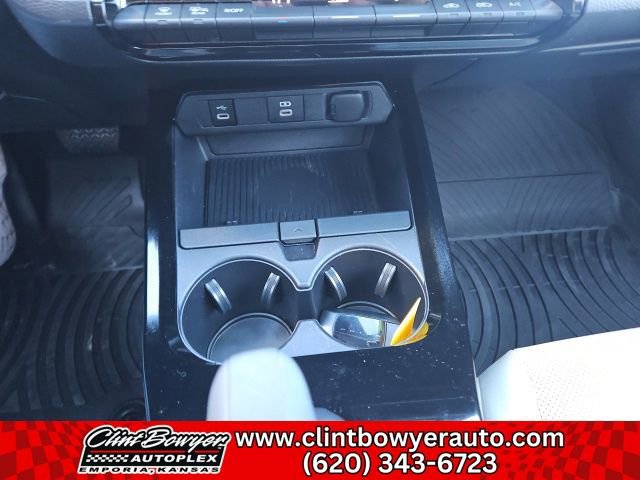 Used 2024 Toyota Prius Limited w/ Limited Premium Package image 20