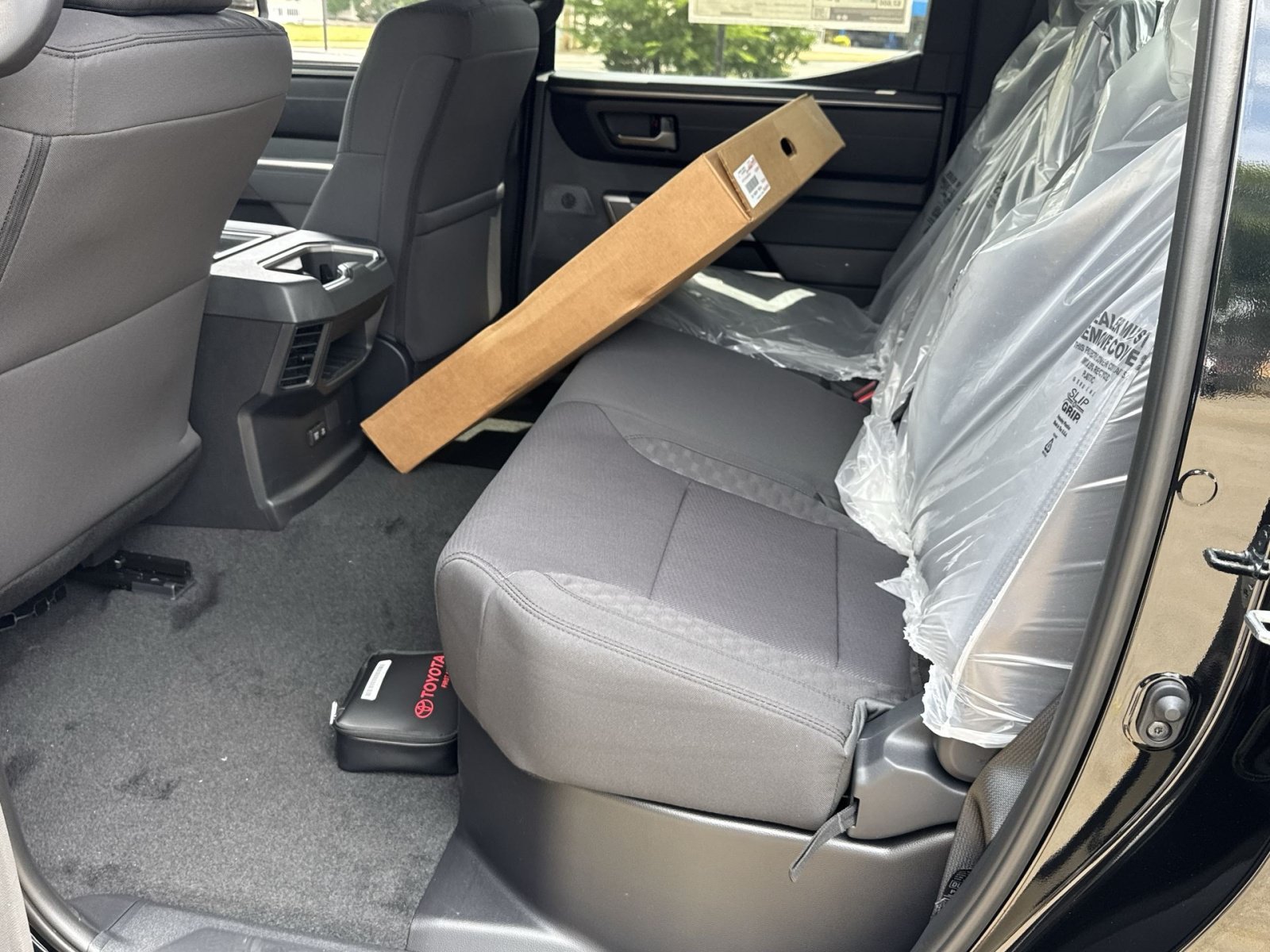 New 2026 Toyota Tundra SR5 AWD/4WD image 32