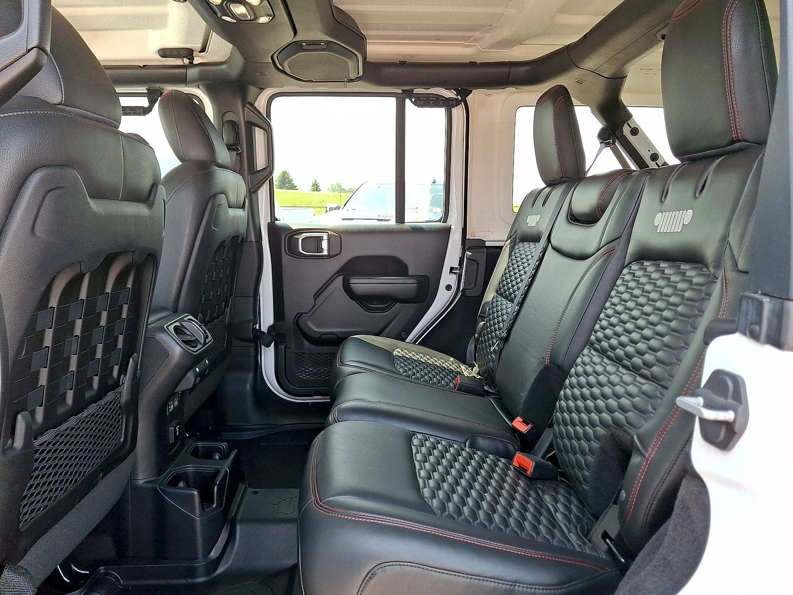 Used 2021 Jeep Wrangler Unlimited Rubicon AWD/4WD image 20