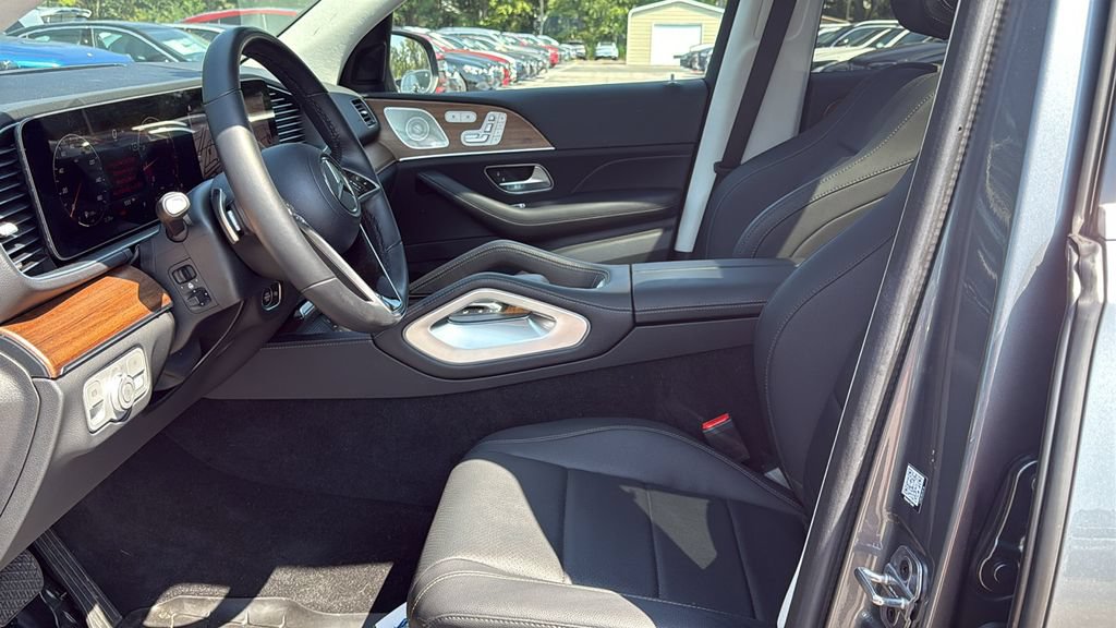 Certified 2025 Mercedes-Benz GLE 350 4MATIC image 18