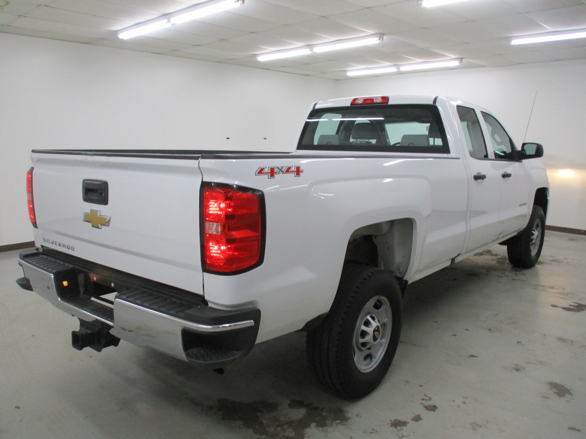 Used 2017 Chevrolet Silverado 2500 W/T image 8