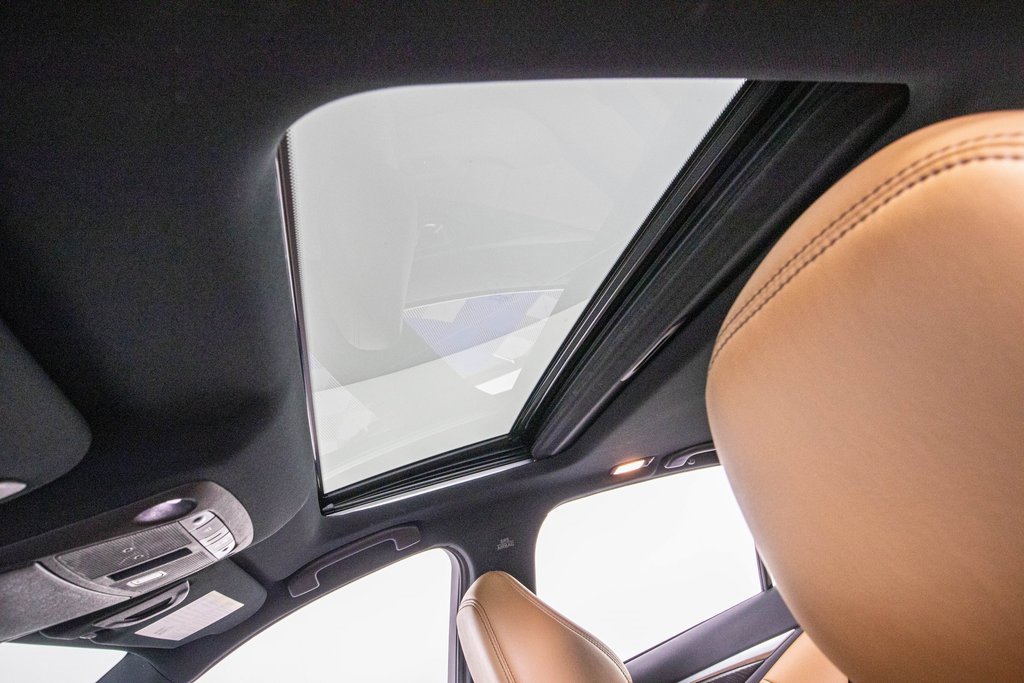 Used 2024 INFINITI Q50 Sensory image 24