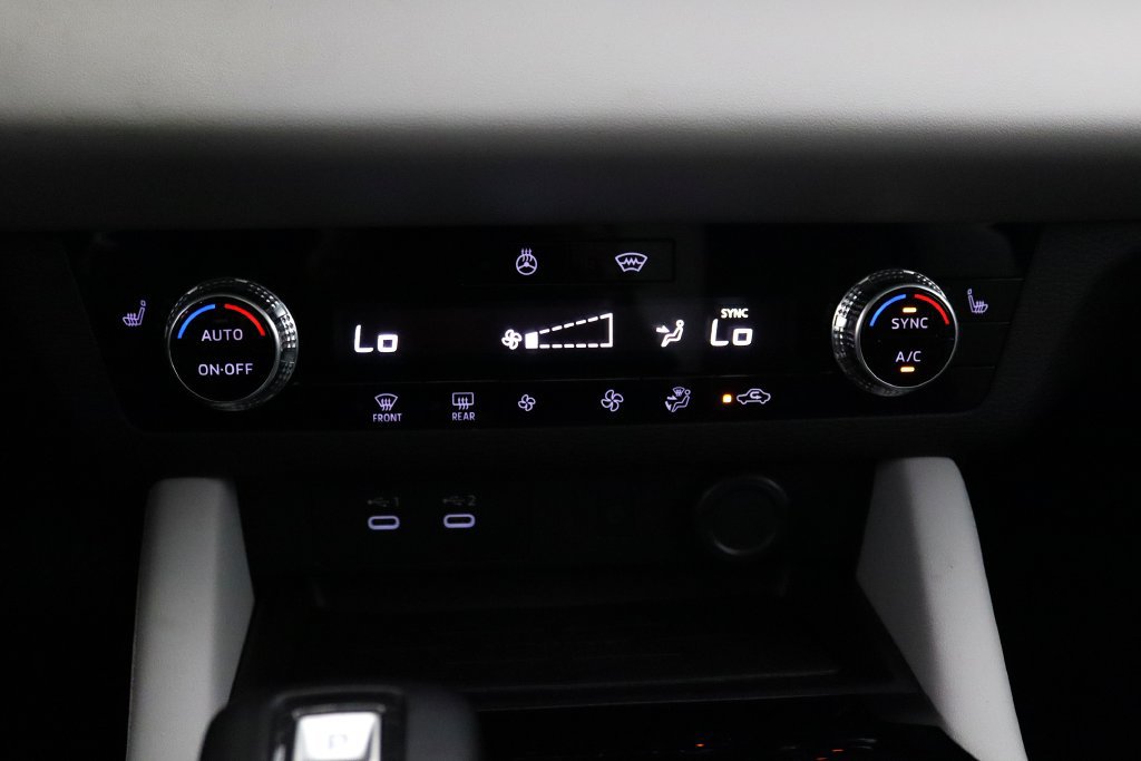 Used 2026 Mitsubishi Outlander SE AWD/4WD image 31