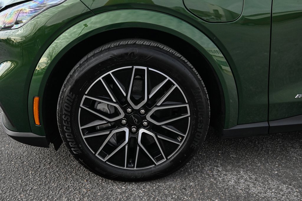 Used 2025 Ford Mustang Mach-E Premium image 12