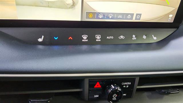 New 2026 Nissan Leaf SV+ w/ Floor Mat Package (SV+) FWD image 19