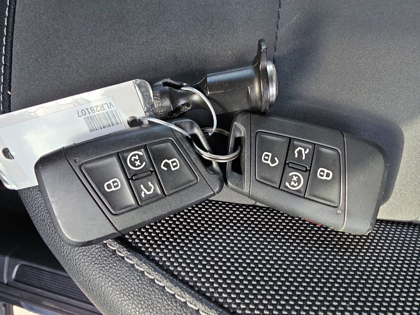 Certified 2022 Volkswagen Taos SE FWD image 34