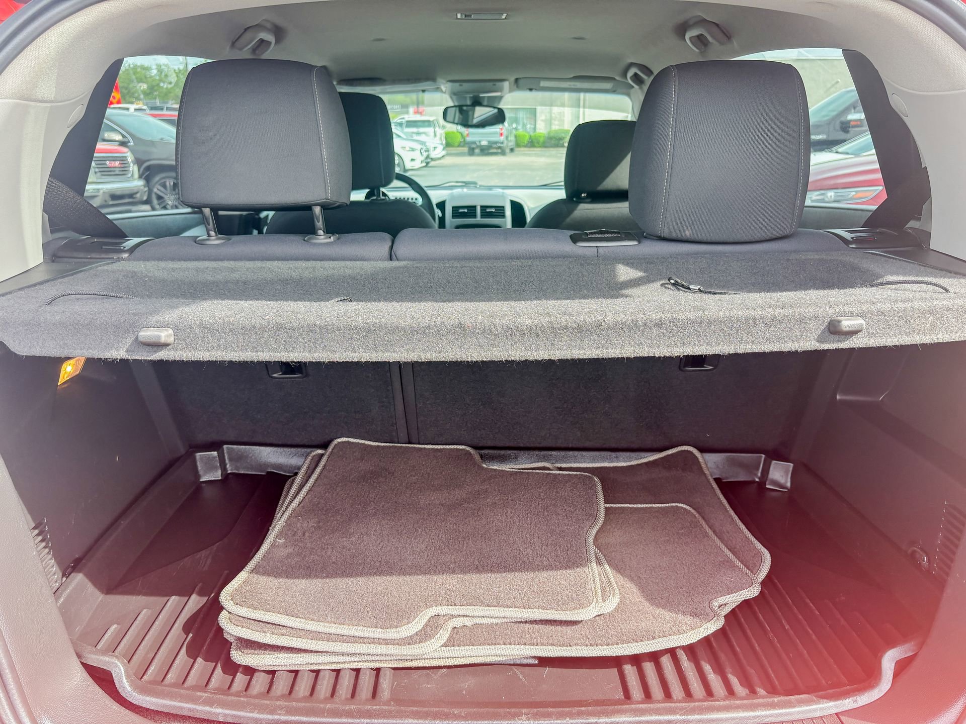 Used 2012 Chevrolet Sonic LT FWD image 29