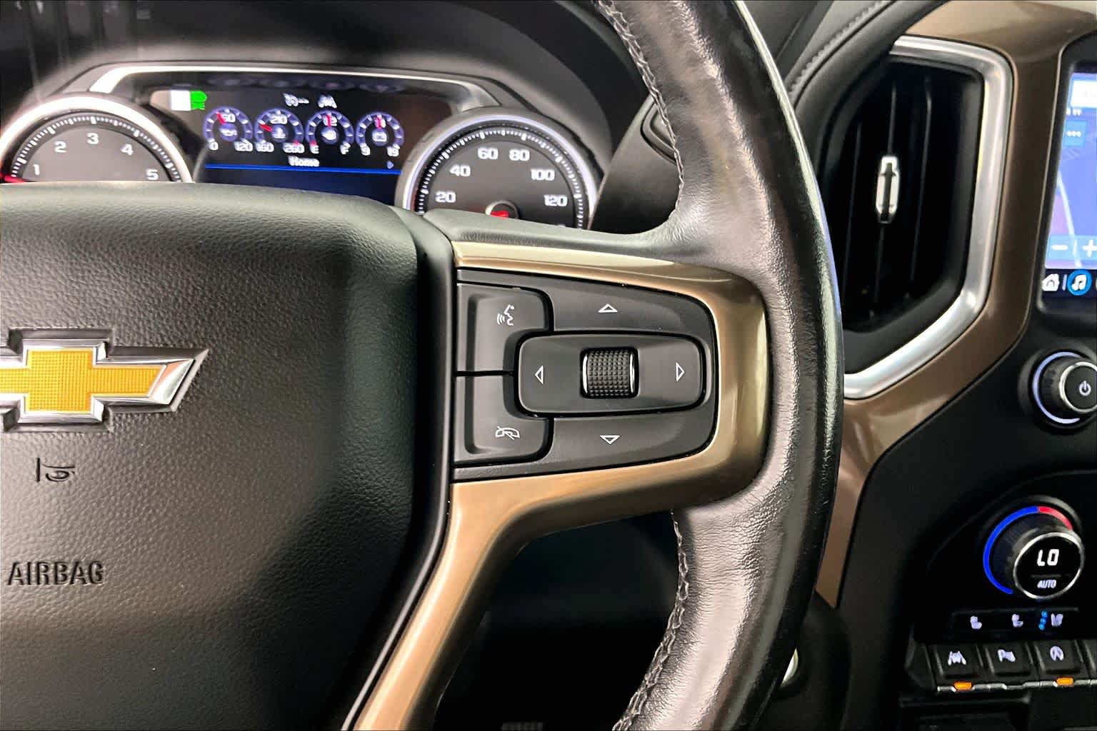Used 2019 Chevrolet Silverado 1500 High Country w/ Technology Package RWD image 23