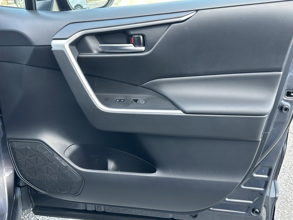 New 2025 Toyota RAV4 XLE image 21