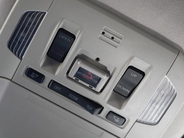Certified 2023 Toyota Highlander XLE FWD image 38