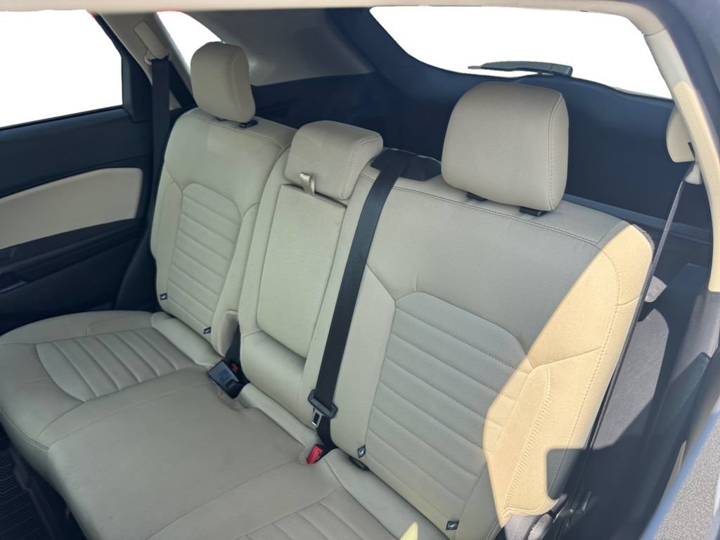 Used 2024 Ford Edge SE w/ Cargo Accessory Package AWD/4WD image 13