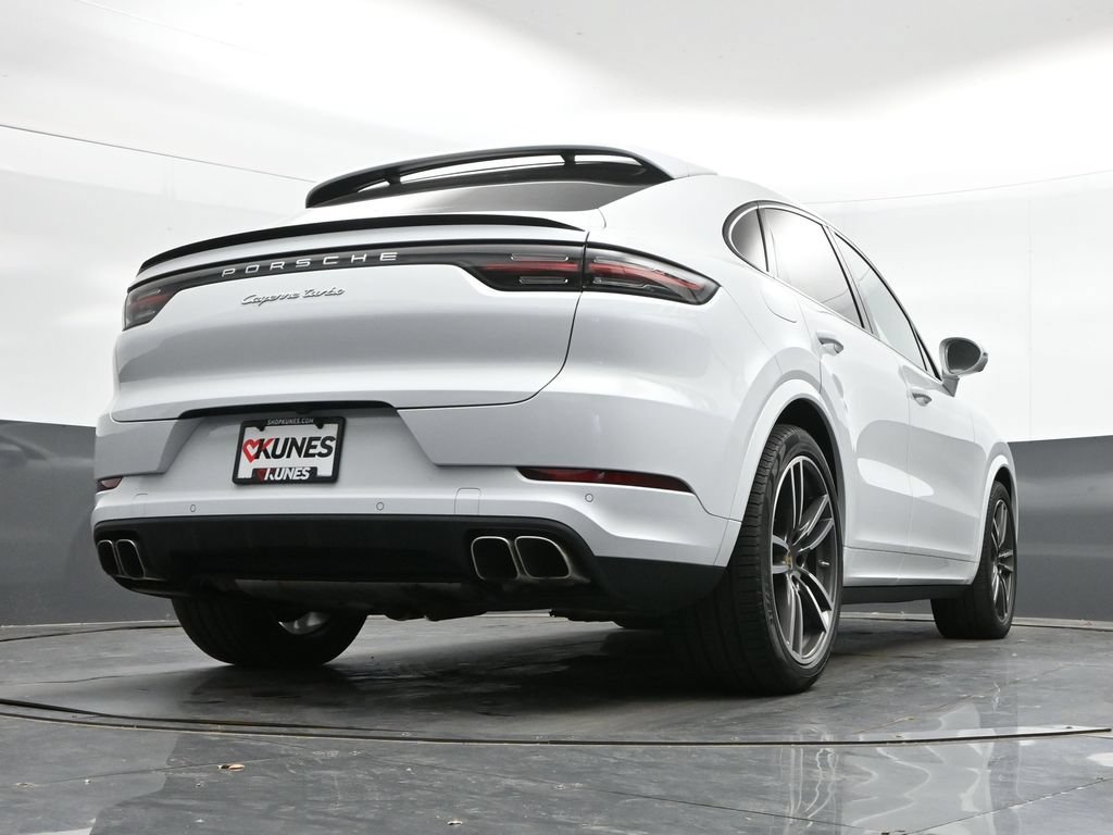Used 2023 Porsche Cayenne Turbo AWD/4WD image 41