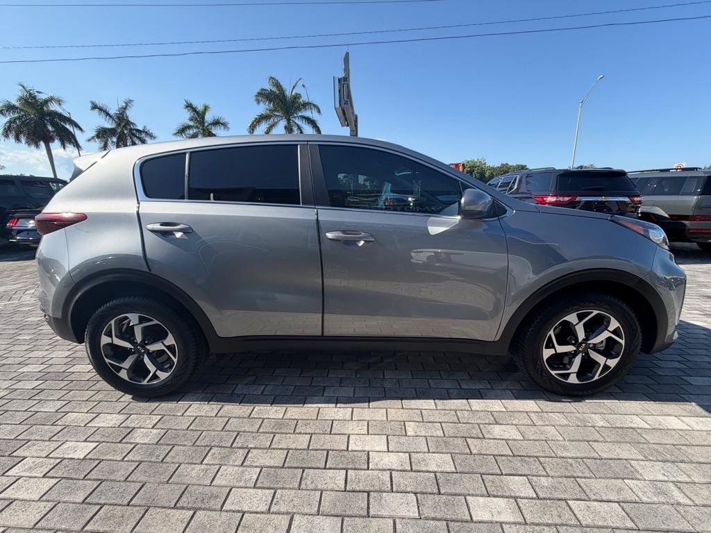 Used 2022 Kia Sportage LX FWD image 9