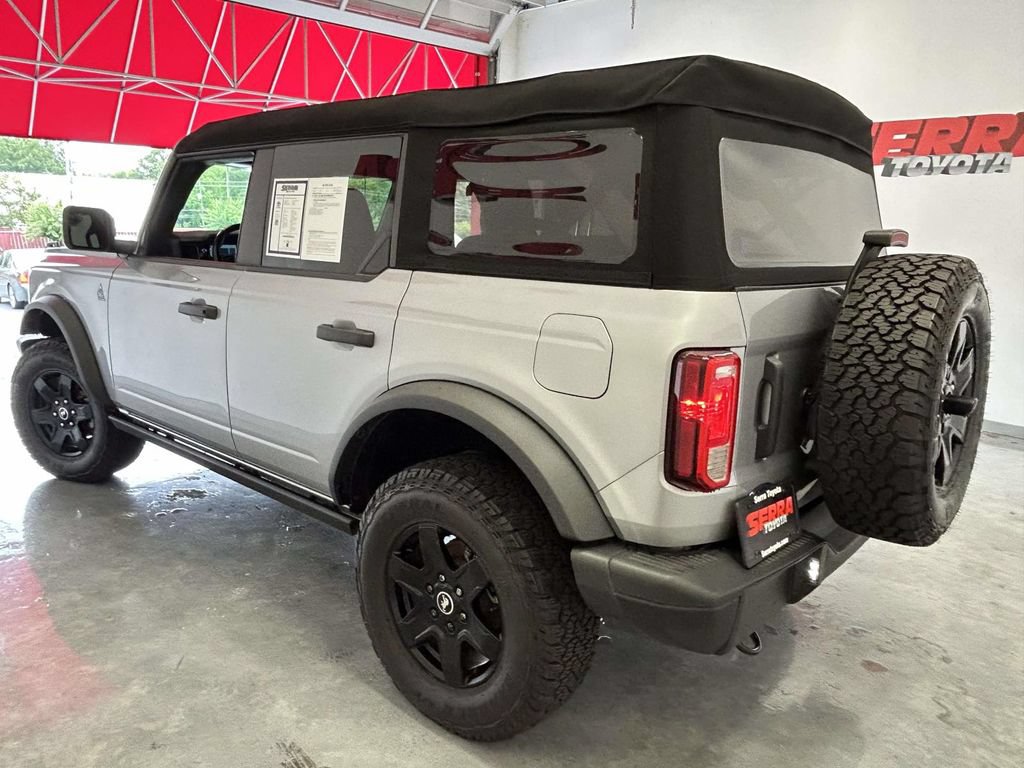 Used 2024 Ford Bronco Black Diamond AWD/4WD image 6