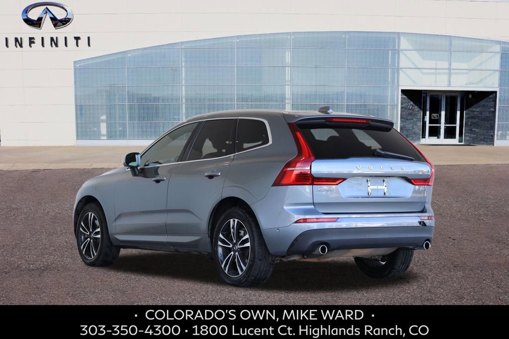 Used 2018 Volvo XC60 T6 Momentum w/ Vision Package image 3
