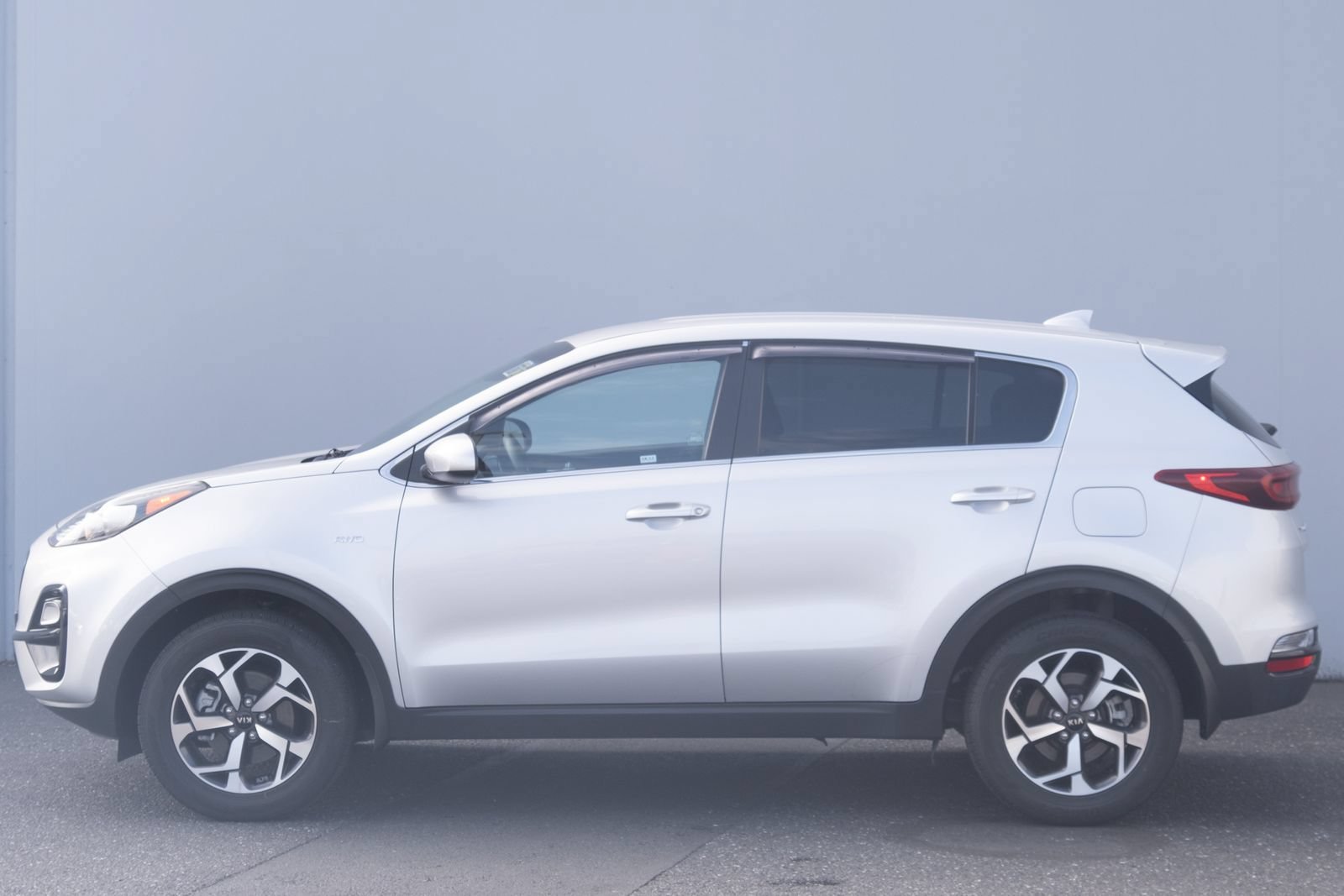 Used 2020 Kia Sportage LX AWD/4WD image 24