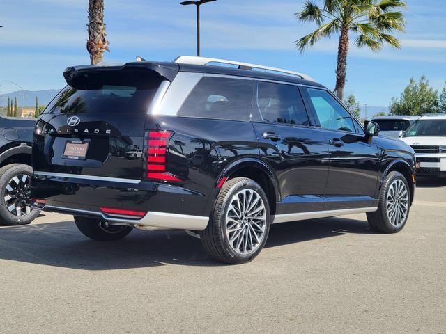 New 2026 Hyundai Palisade Calligraphy FWD image 2