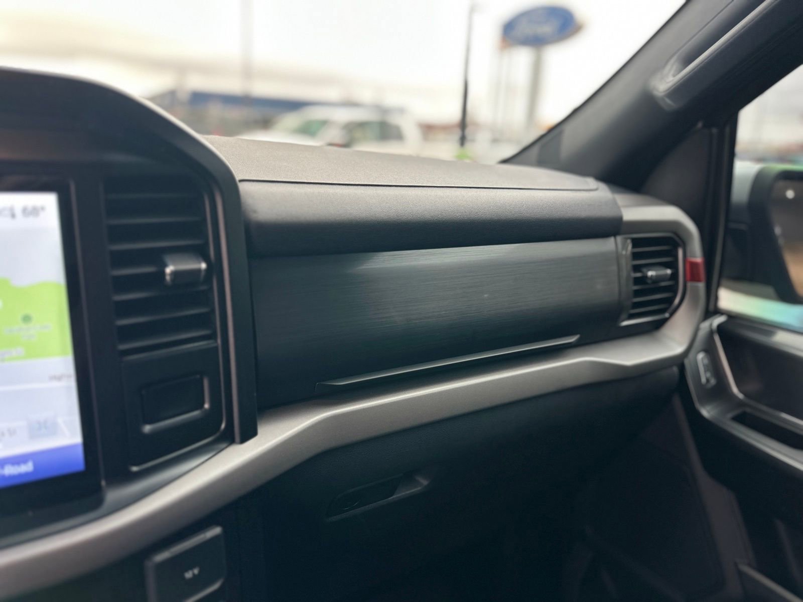 Used 2022 Ford F150 Raptor image 32