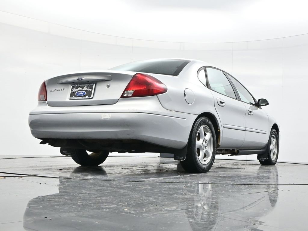 Used 2002 Ford Taurus SE image 42