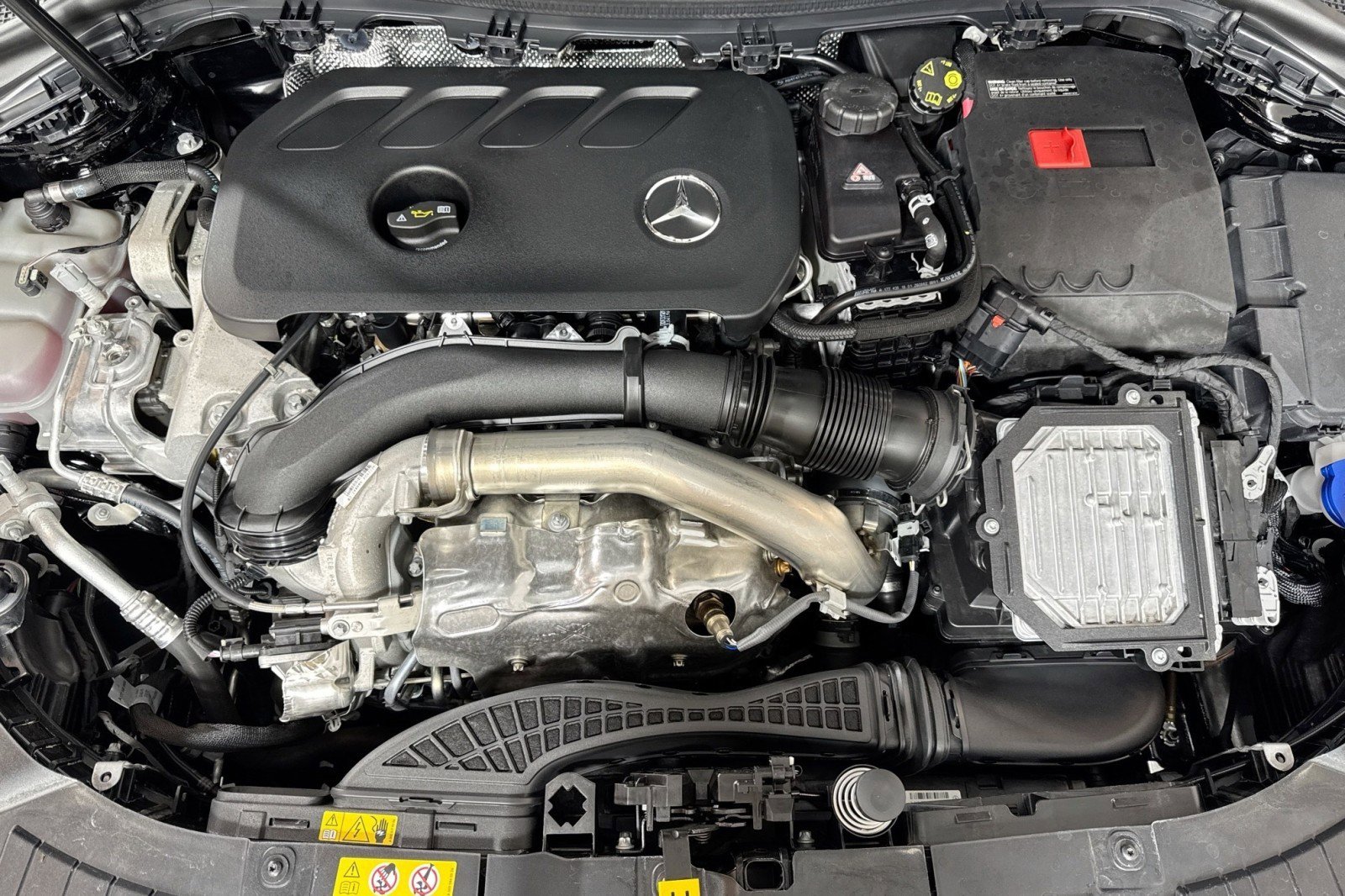 Certified 2025 Mercedes-Benz GLA 250 image 28