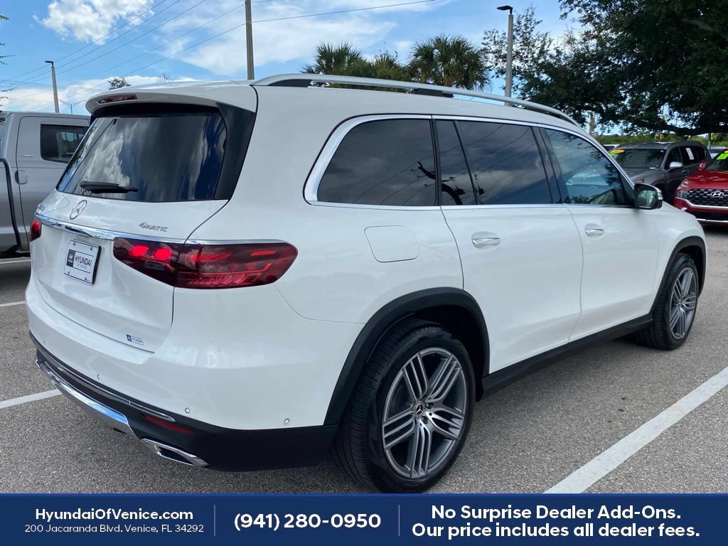 Used 2025 Mercedes-Benz GLS 450 4MATIC image 14