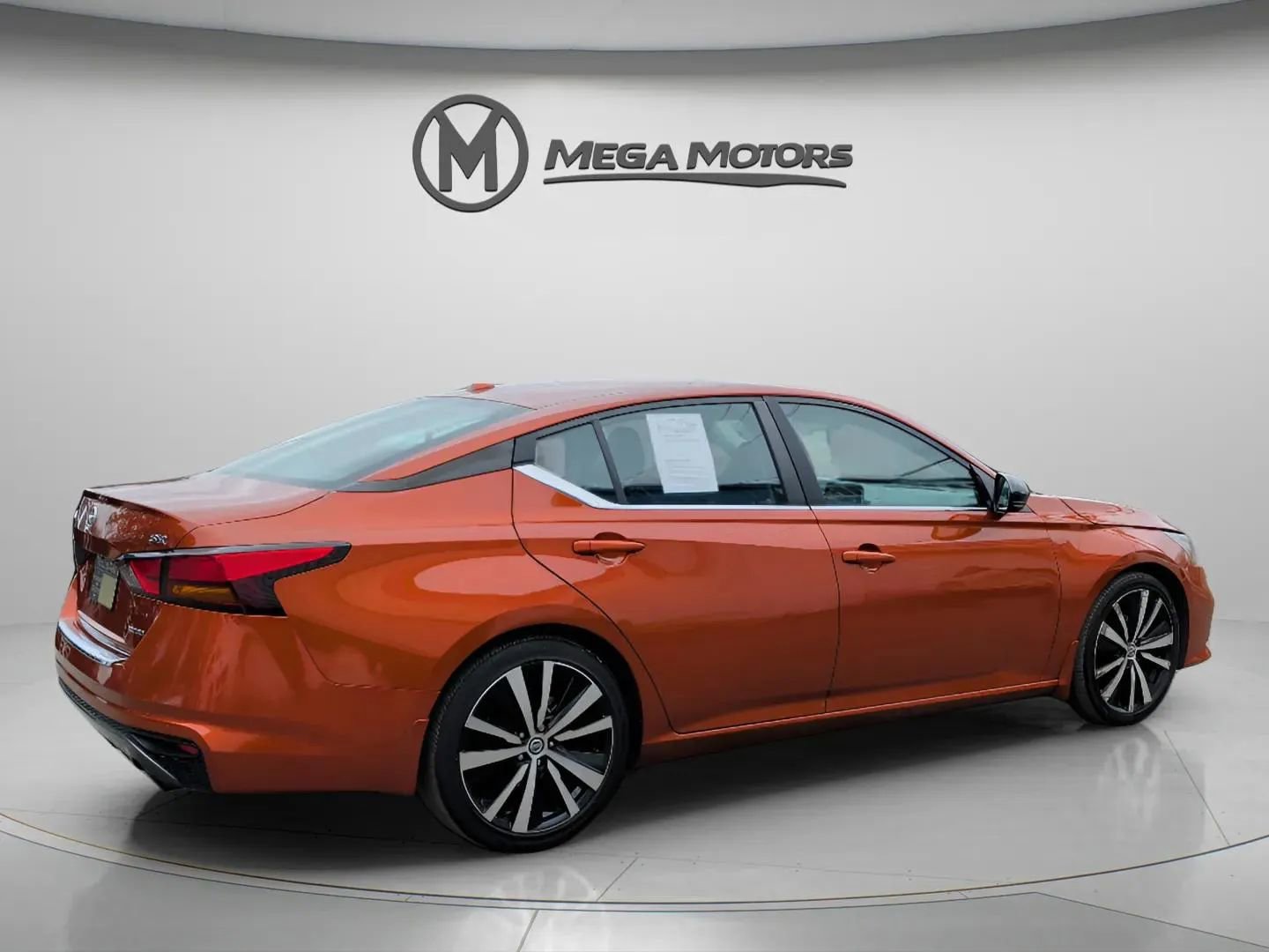 Used 2022 Nissan Altima 2.0 SR image 8