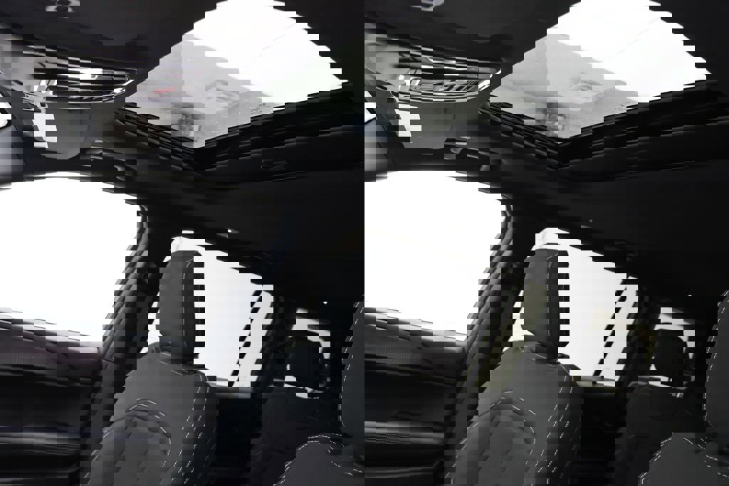 Used 2025 Jeep Grand Cherokee L Laredo image 16