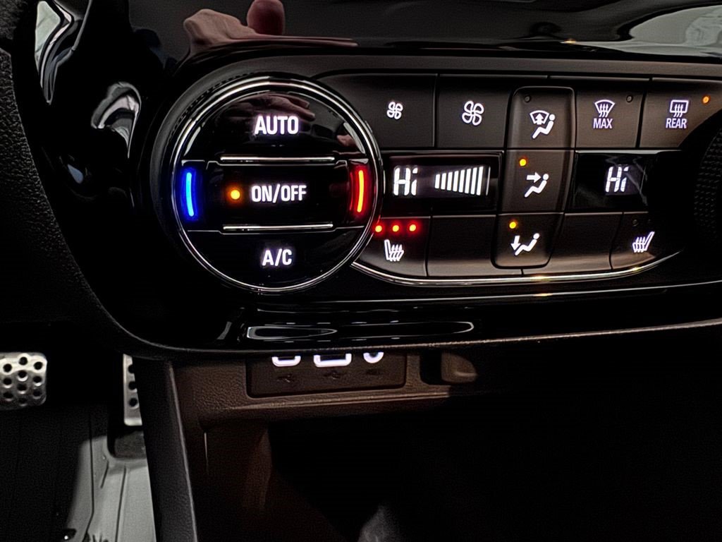 Certified 2023 Buick Encore GX Select w/ Sport Touring Package image 23