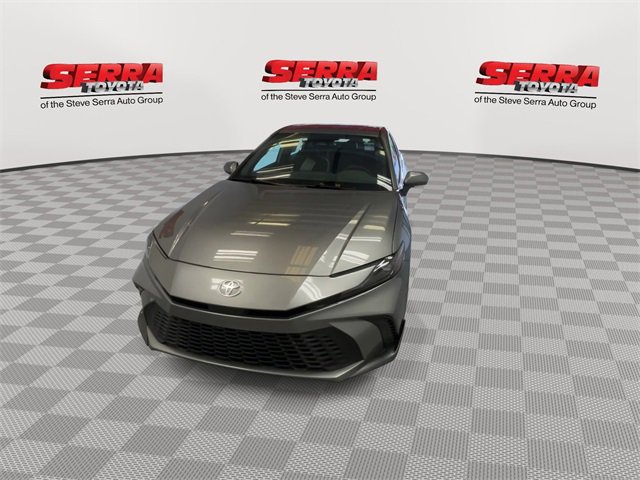 New 2025 Toyota Camry SE image 4