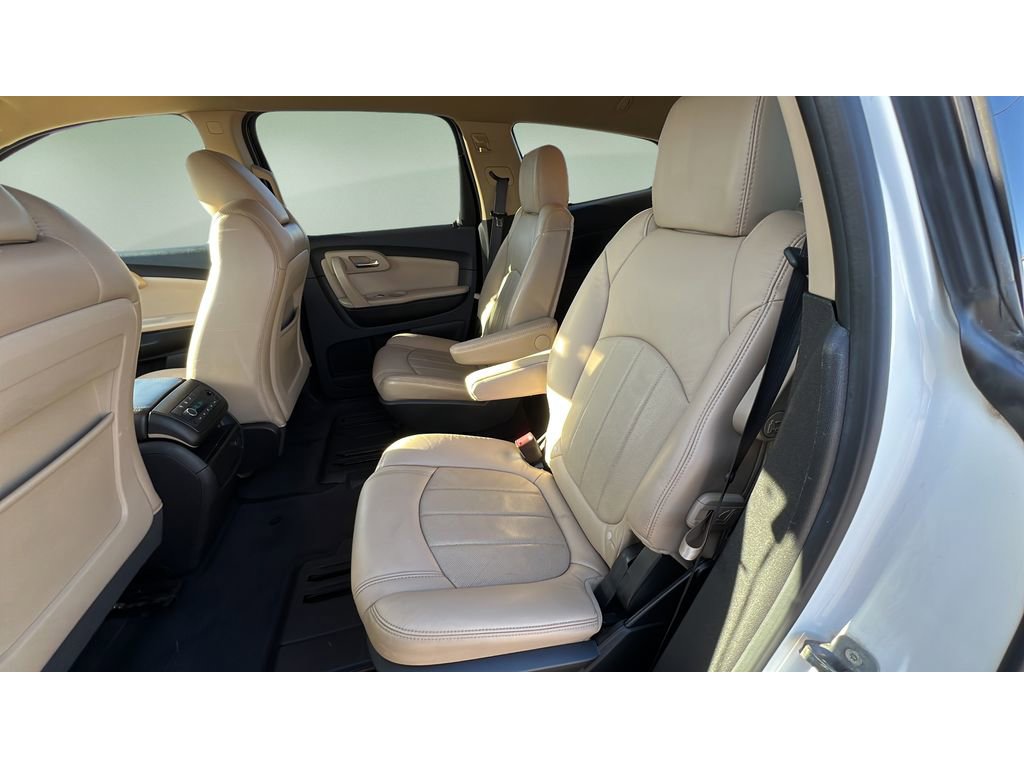 Used 2012 Chevrolet Traverse LTZ AWD/4WD image 28