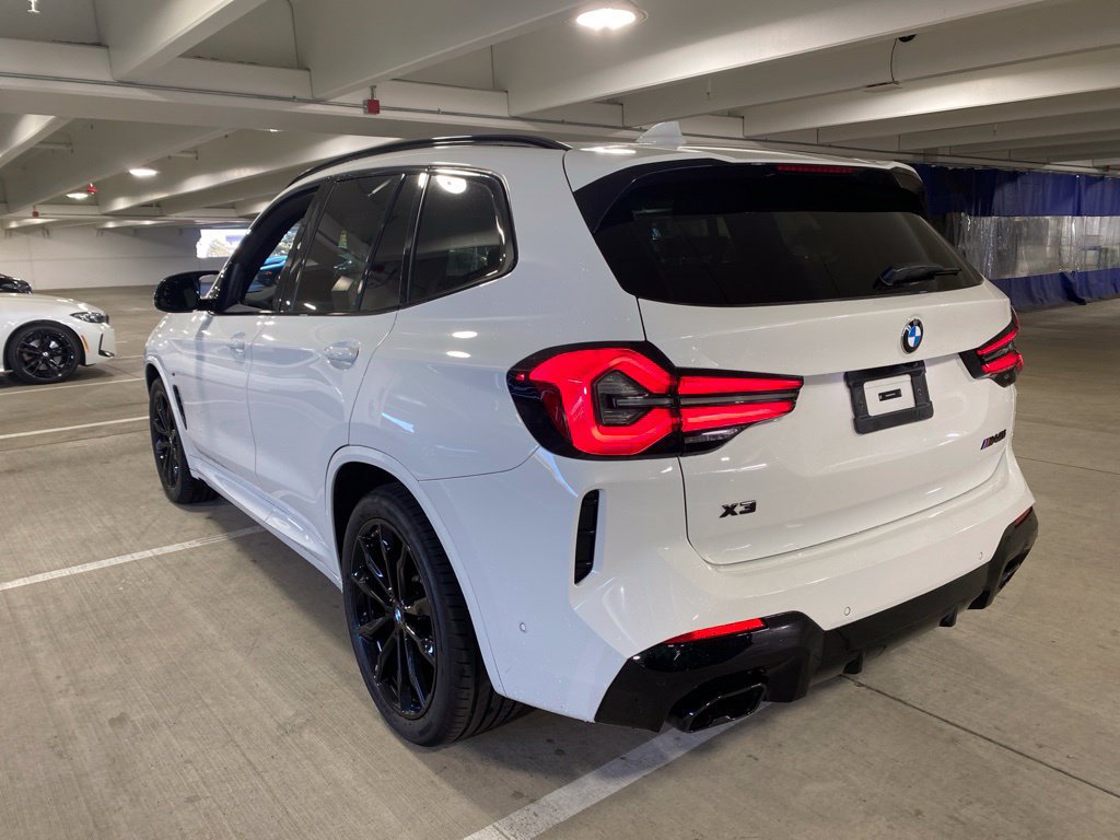 Used 2024 BMW X3 M40i AWD/4WD image 3