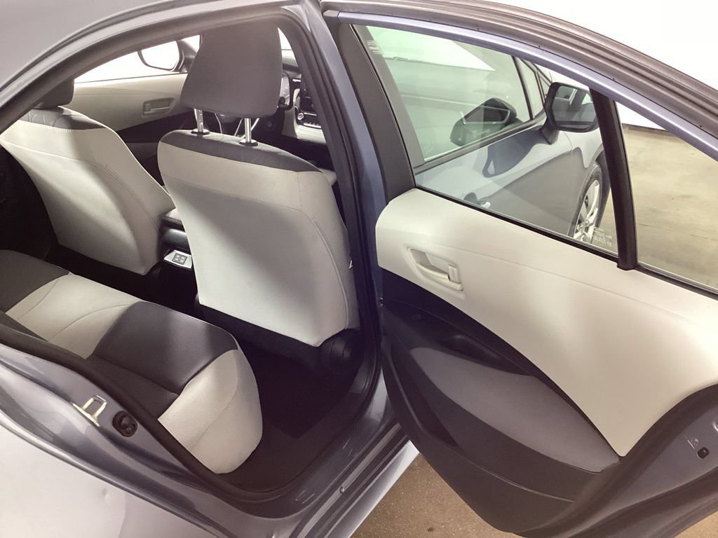 Used 2023 Toyota Corolla LE FWD image 19
