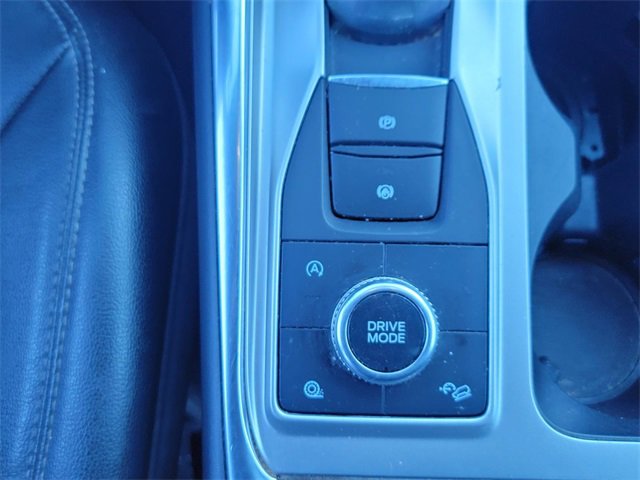 Used 2020 Ford Explorer XLT w/ Equipment Group 202A image 27