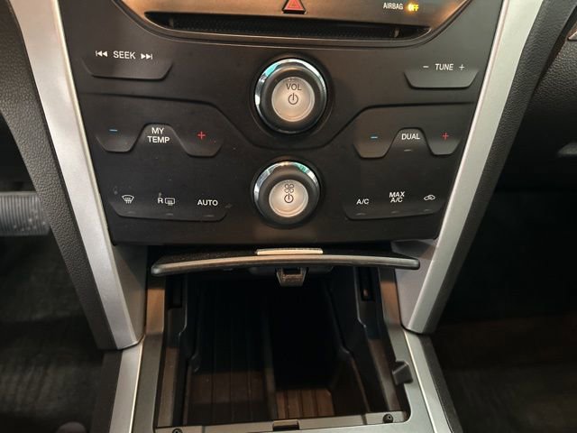 Used 2014 Ford Explorer XLT w/ Equipment Group 202A image 13