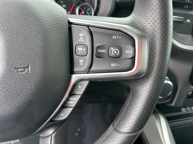 New 2026 RAM 1500 Express AWD/4WD image 19