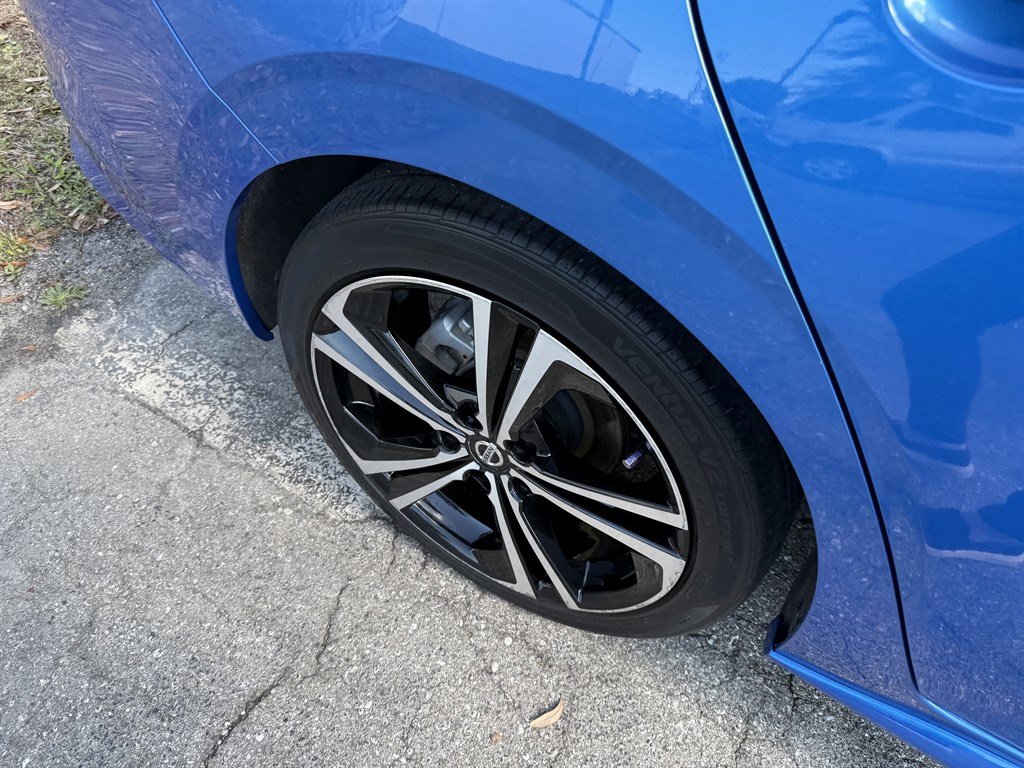 Used 2020 Nissan Sentra SR w/ Trunk Package image 8