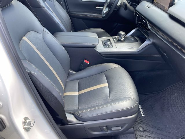 Used 2024 MAZDA CX-90 Plug-In Hybrid w/ Premium Plus AWD/4WD image 20
